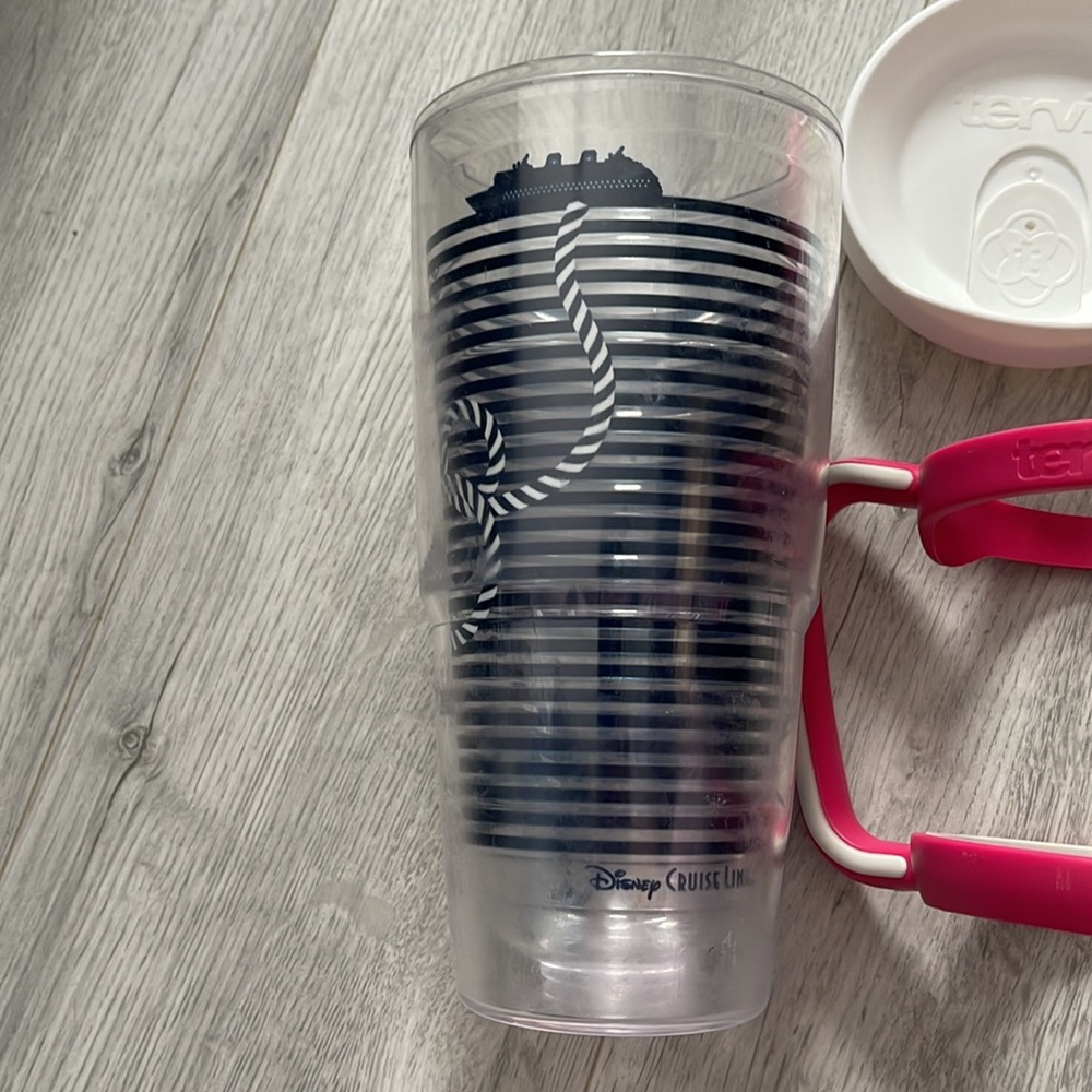 Disney Cruise Line Tervis cup and extras - Picture 6 of 6